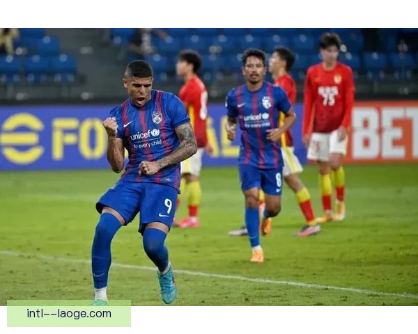 亚冠焦点战：柔佛DT客场顽强逼平蔚山现代展开激烈较量